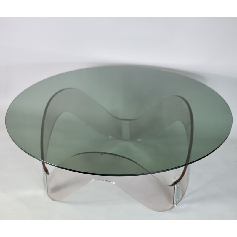 Vintage coffe table in plexiglas and glass