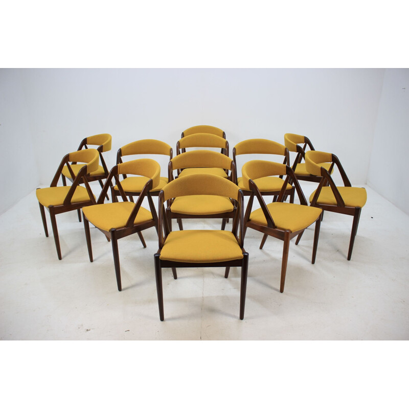 Suite de 4 chaises jaunes en teck par Kai Kristiansen