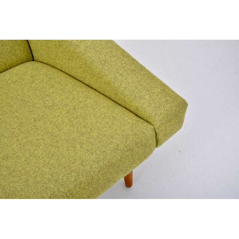 Fauteuil vintage vert danois modèle 50 par Illum Wikkelso pour Soeren Willadsen