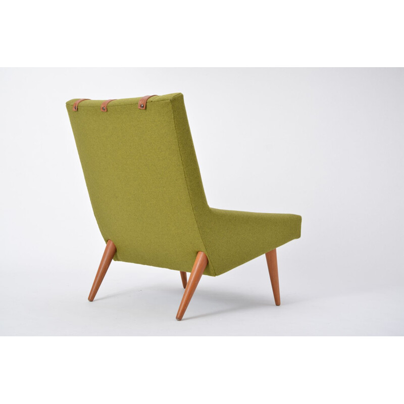 Vintage green lounge chair by Illum Wikkelso for Soren Willadsen