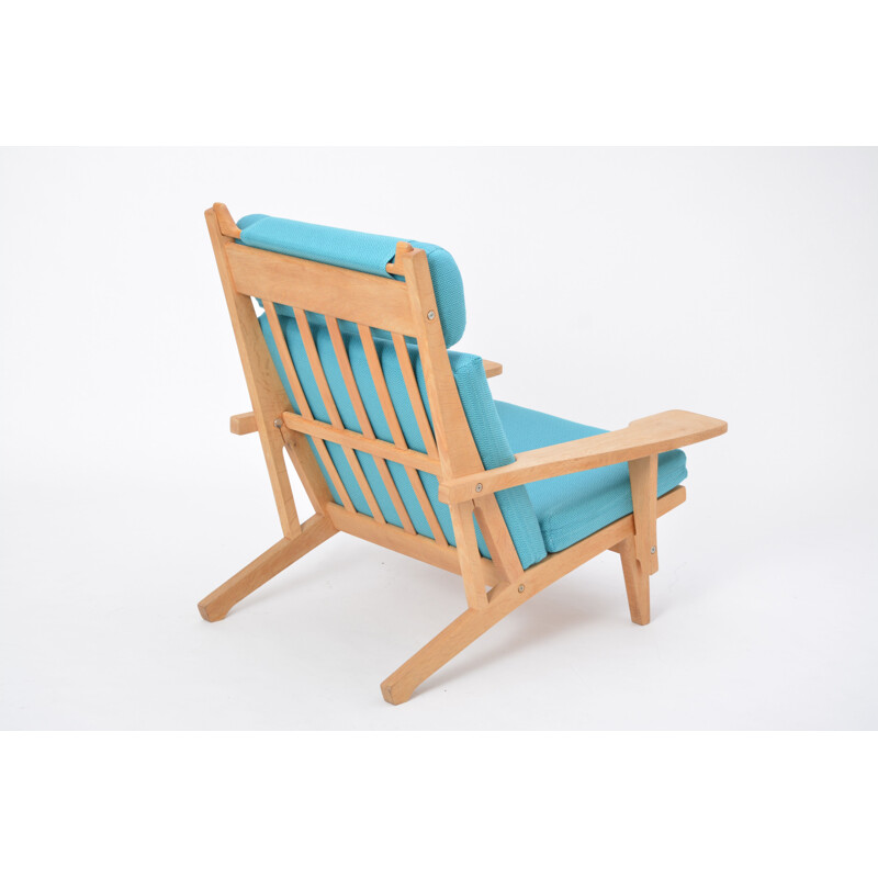 Vintage blue lounge chair "GE 375" by Hans J. Wegner for Getama