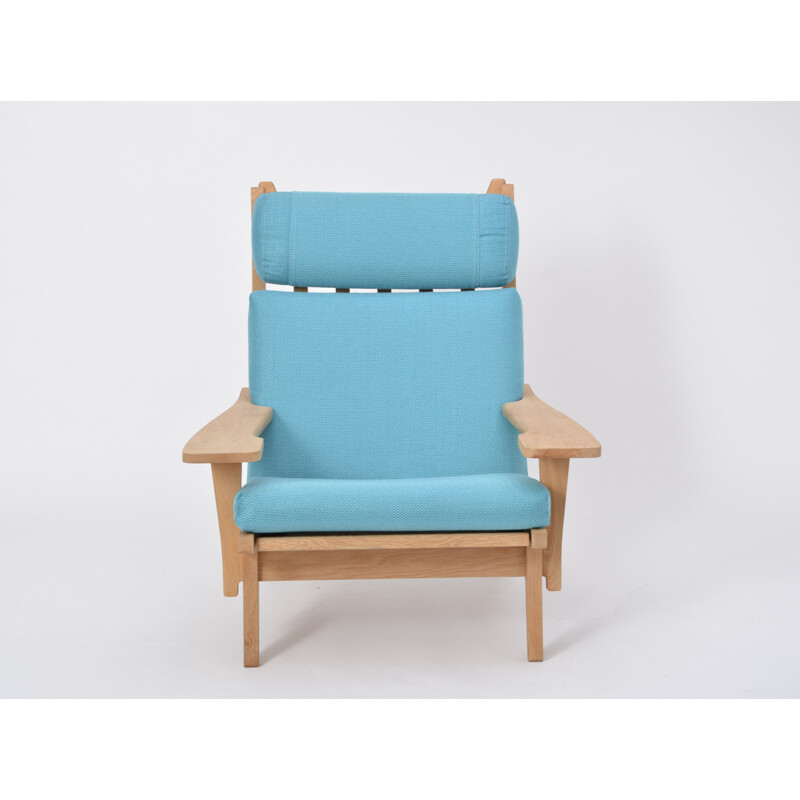 Vintage blue lounge chair "GE 375" by Hans J. Wegner for Getama