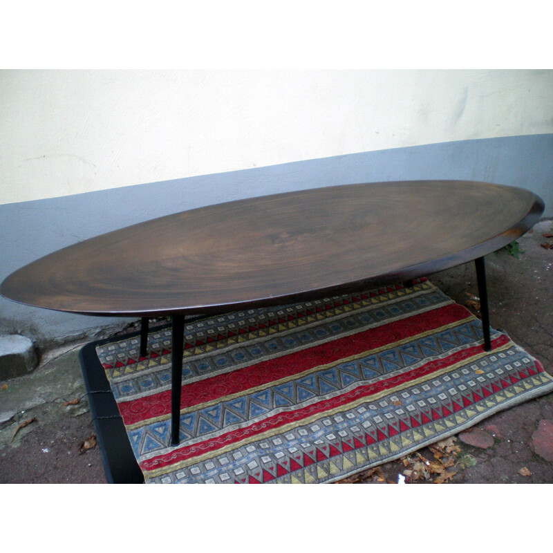 Vintage oval coffee table in solid wood