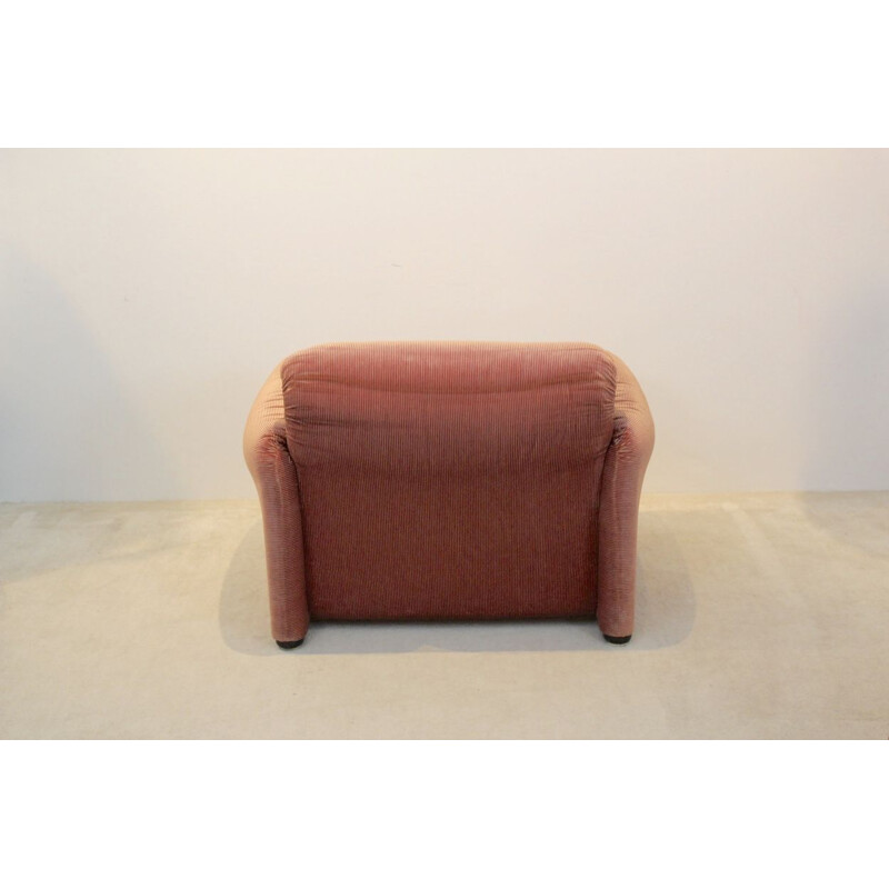 Vintage Maralunga lounge chair by Vico Magistretti for Cassina
