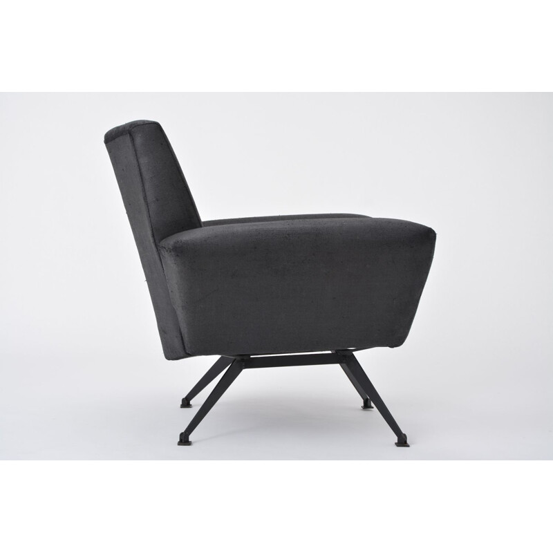 Fauteuil vintage italien noir modèle 548 par Lenzi