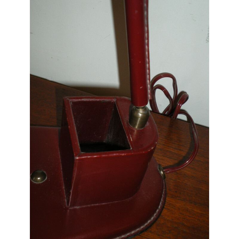 Vintage lamp in sheathed leather