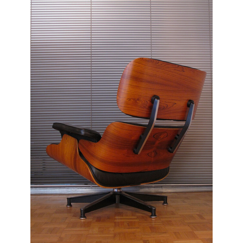 Vintage rosewood armchair by Eames for Herman Miller