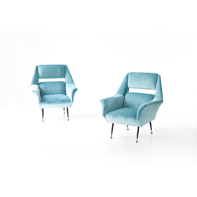 Paire de fauteuils en velours turquoise par Gigi Radice pour Minotti