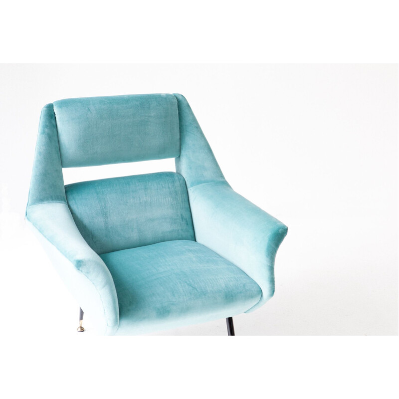 Pair of armchairs in turquoise velvet by Gigi Radice for Minotti