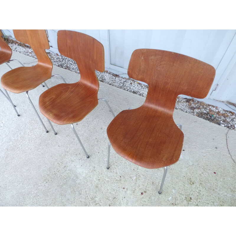 Set of 4 vintage chairs "3103" by Arne Jacobsen for Fritz Hansen