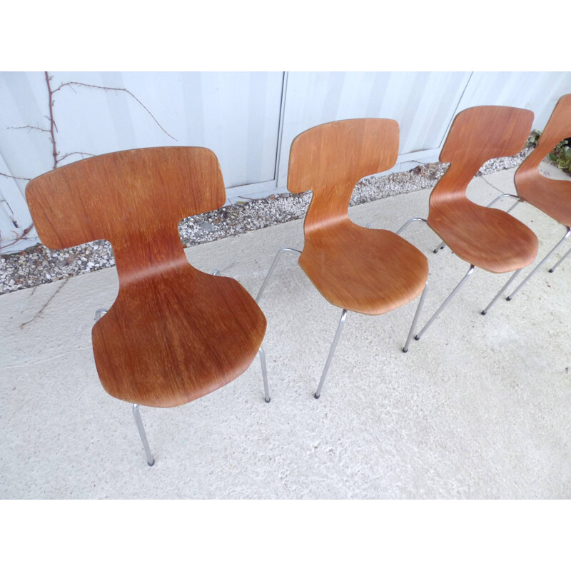 Set of 4 vintage chairs "3103" by Arne Jacobsen for Fritz Hansen