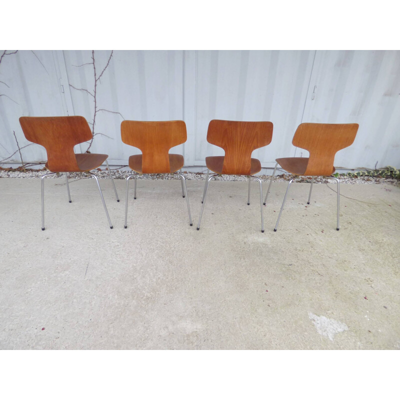Suite de 4 chaises vintage "3103" par Arne Jacobsen pour Fritz Hansen
