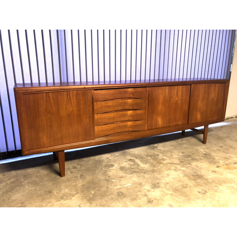 Vintage teak sideboard by Gunni Omann