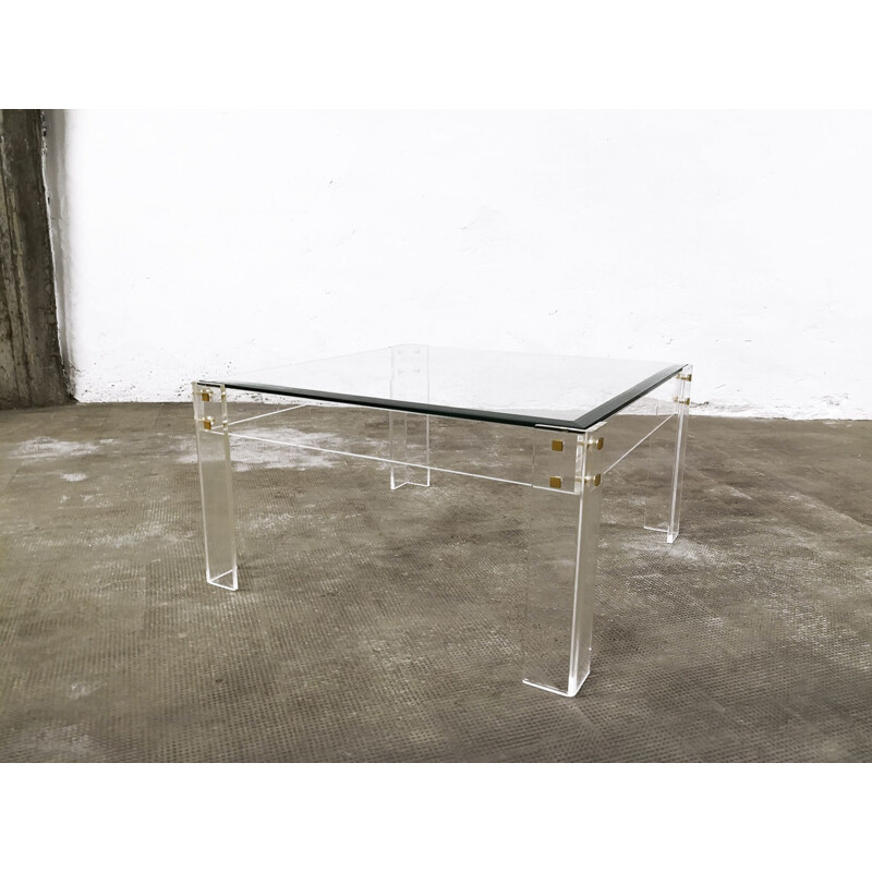 Table basse vintage en plexiglas et laiton