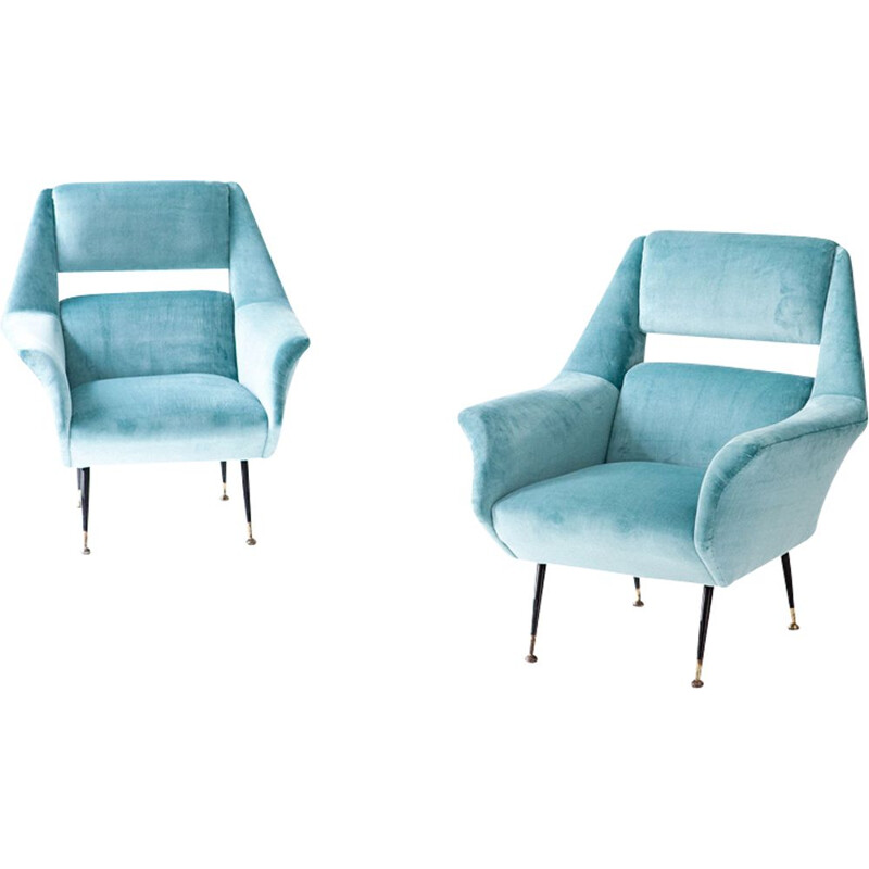 Paire de fauteuils en velours turquoise par Gigi Radice pour Minotti