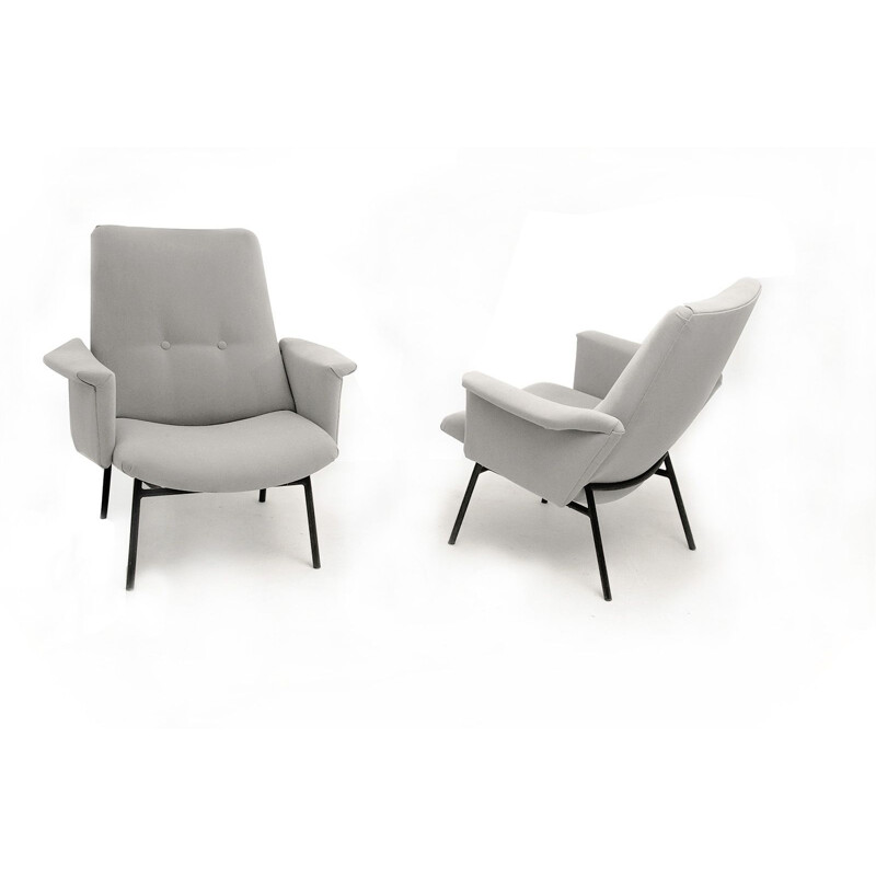 Suite de 2 fauteuils vintage gris modèle SK660 par Pierre Guariche
