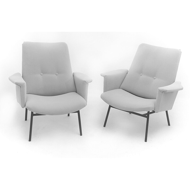 Set of 2 vintage grey armchairs model SK660 by Pierre Guariche