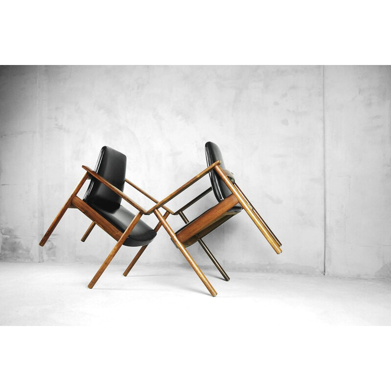Paire de fauteuils norvégiens par Sven Ivar Dysthe pour Dokka Møbler