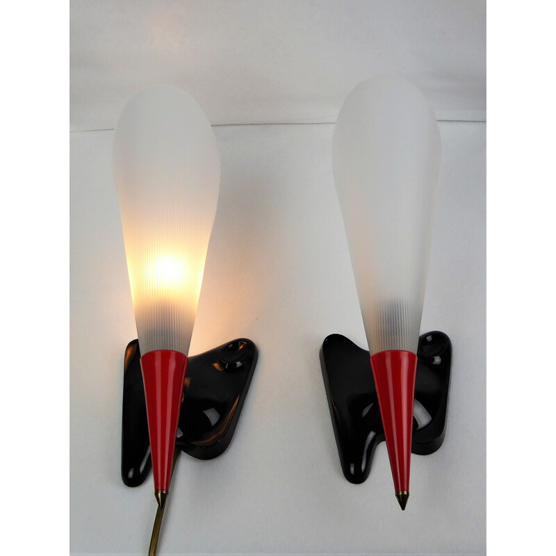 Set van 2 vintage rood en zwart perspex wandlampen