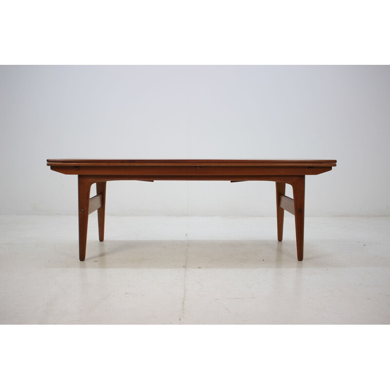 Vintage danish elevator teak table by Trioh 1960