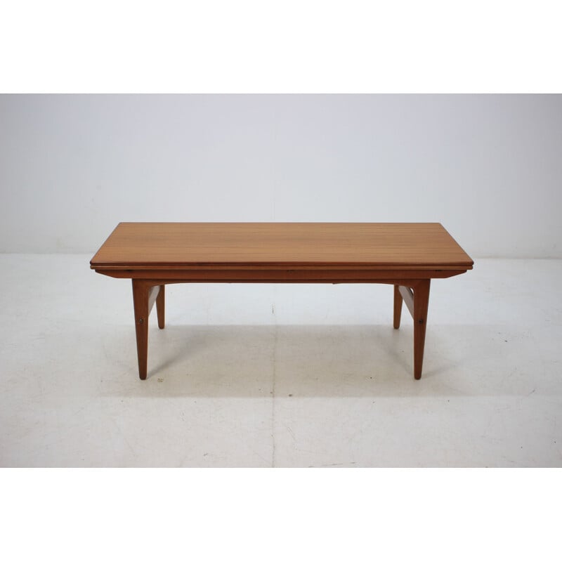 Vintage danish elevator teak table by Trioh 1960