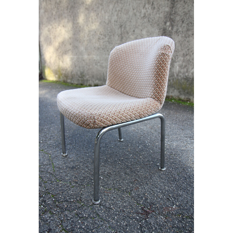 Vintage low chair without arms for Mobilier International in beige velvet