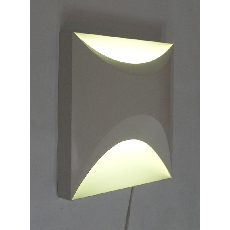 Vintage wall lamp by Raak