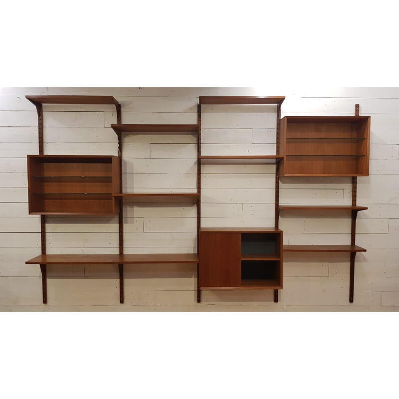 Vintage teak Royal System library by Poul Cadovius 1960