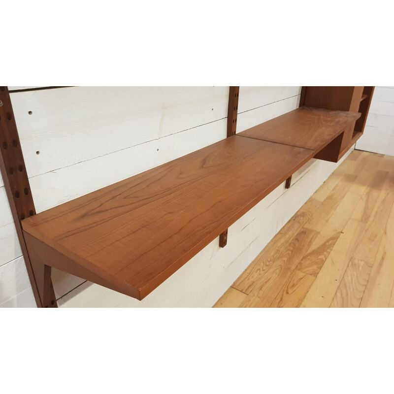 Vintage teak Royal System library by Poul Cadovius 1960