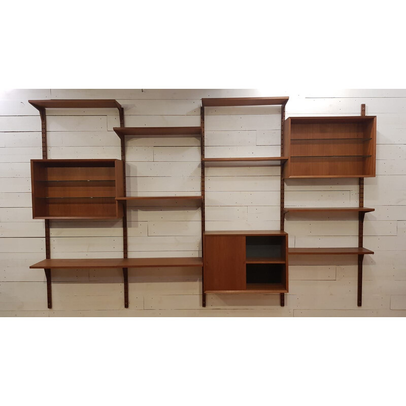 Vintage teak Royal System library by Poul Cadovius 1960