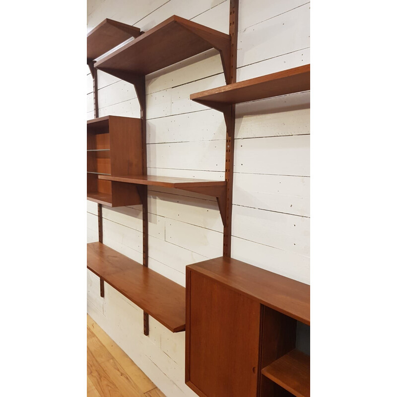 Vintage teak Royal System library by Poul Cadovius 1960