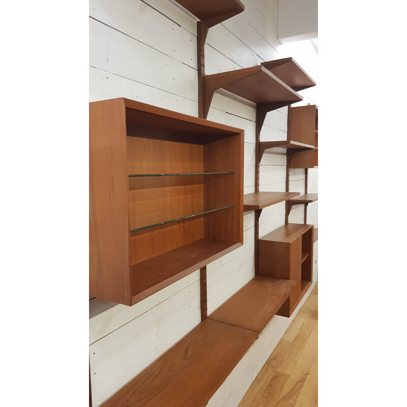 Vintage teak Royal System library by Poul Cadovius 1960