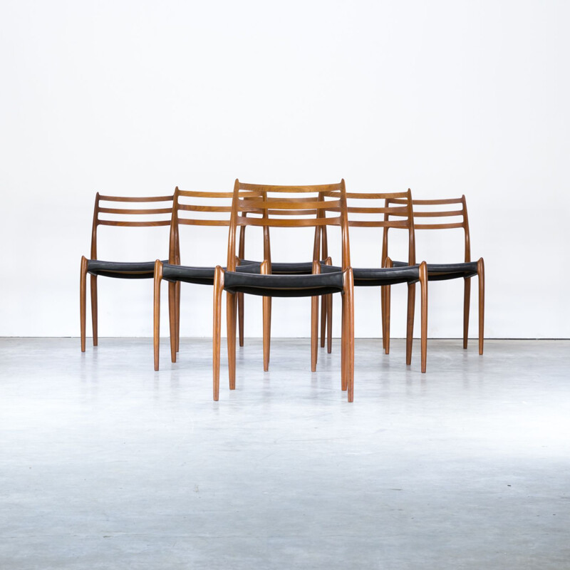 Set of 6 vintage model 78 black chairs for J.L. Møller in teak