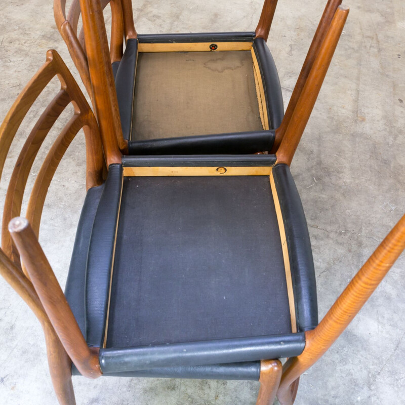 Set of 6 vintage model 78 black chairs for J.L. Møller in teak