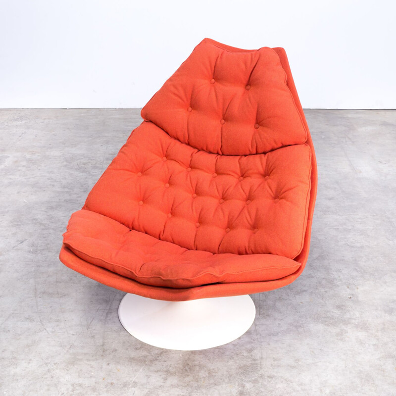 Vintage F588 orange lounge fauteuil for Artifort 1960