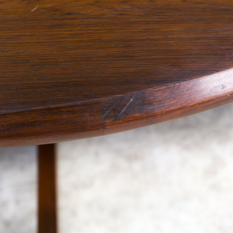 Vintage round dining table in rosewood