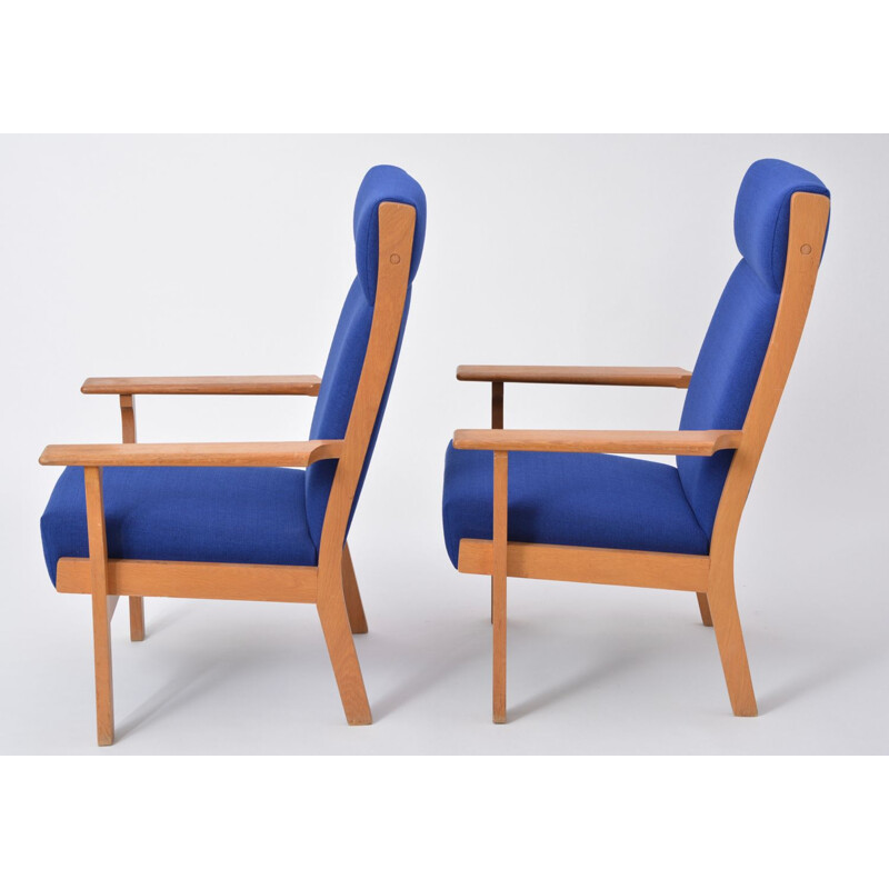 Conjunto de 2 sillones azules vintage Ge 181 A de Hans Wegner para Getama