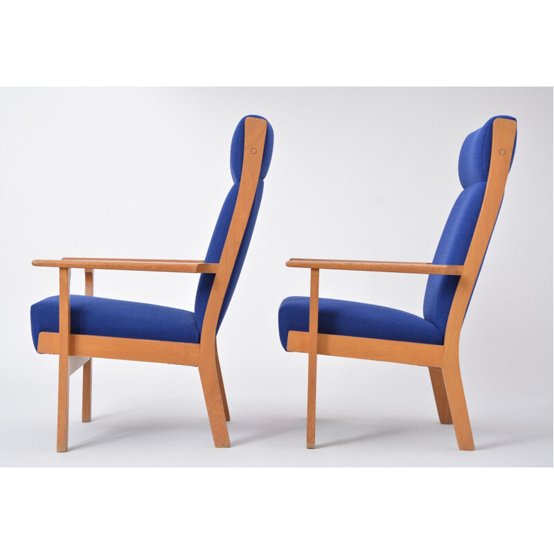 Set of 2 vintage lounge chairs Ge 181 A by Hans Wegner for Getama