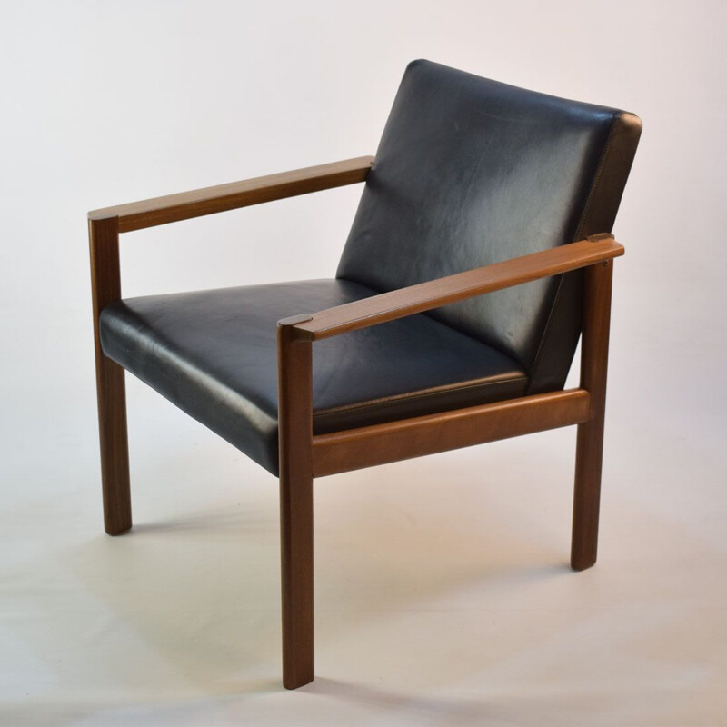 Vintage scandinavian armchair in teak and black leather 1960