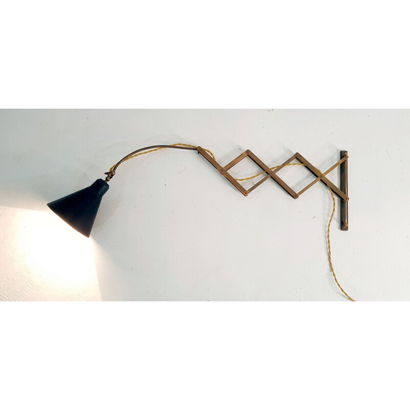 Vintage extendable Italian wall lamp "Scissor"