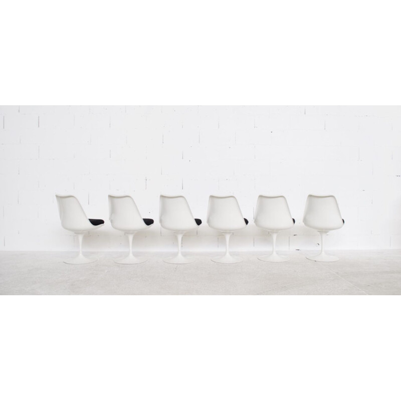 Suite de 6 chaises vintage tulip par Eero Saarinen pour Knoll International