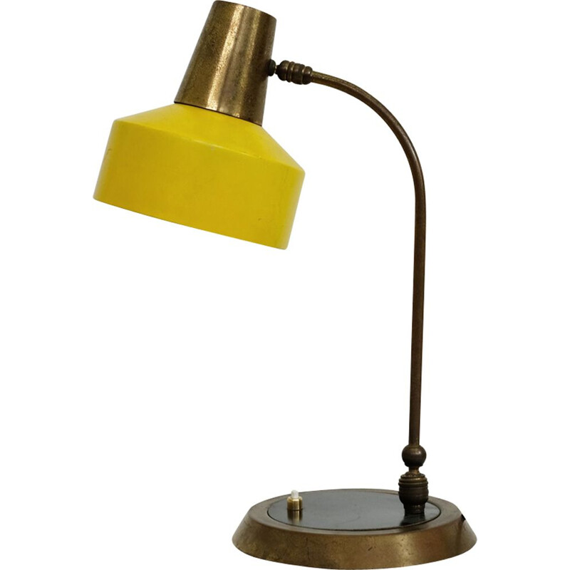 Lampe de bureau jaune en métal et laiton