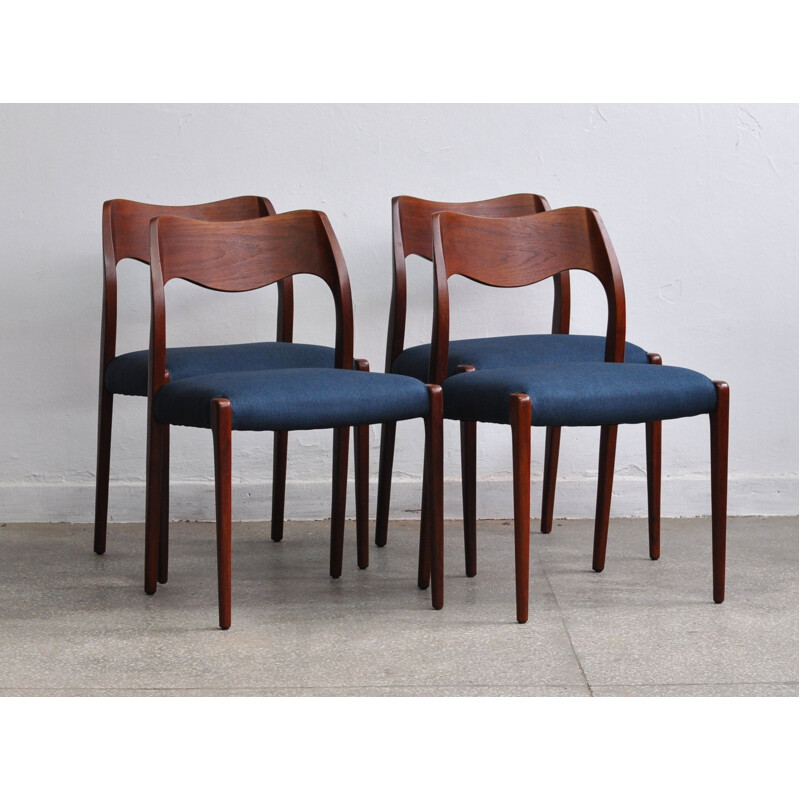 Ensemble de 4 chaises vintage 71 chaises pour J.L. Møllers en palissandre 1950
