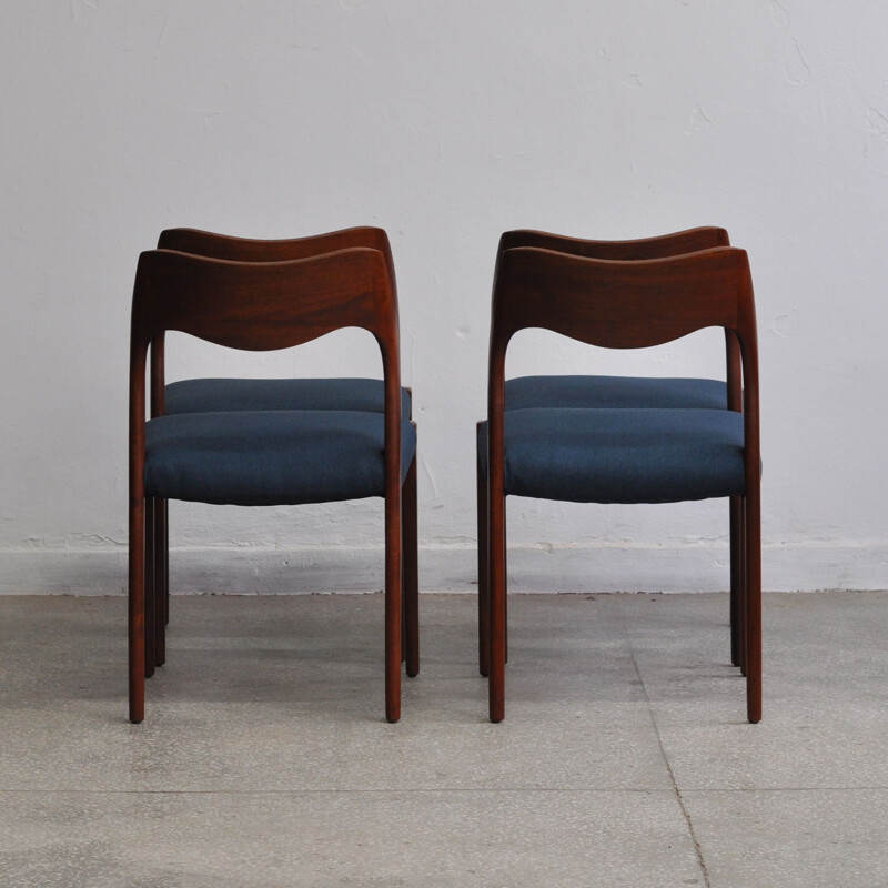 Ensemble de 4 chaises vintage 71 chaises pour J.L. Møllers en palissandre 1950