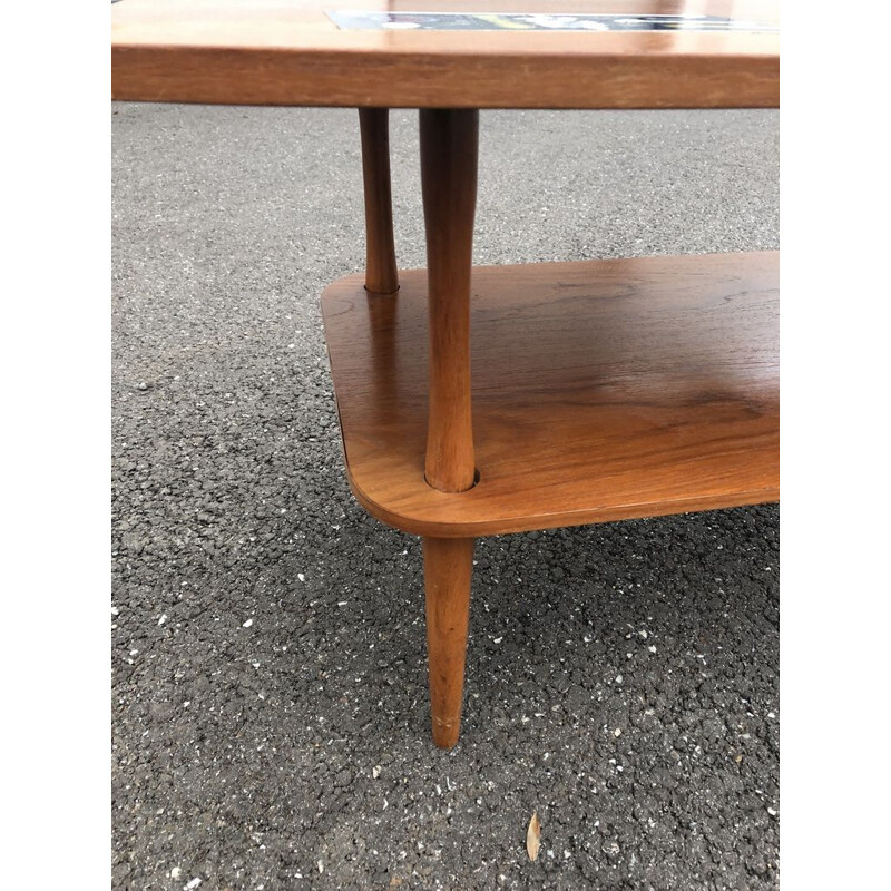 Vintage scandinavian table with details in ceramic 1960