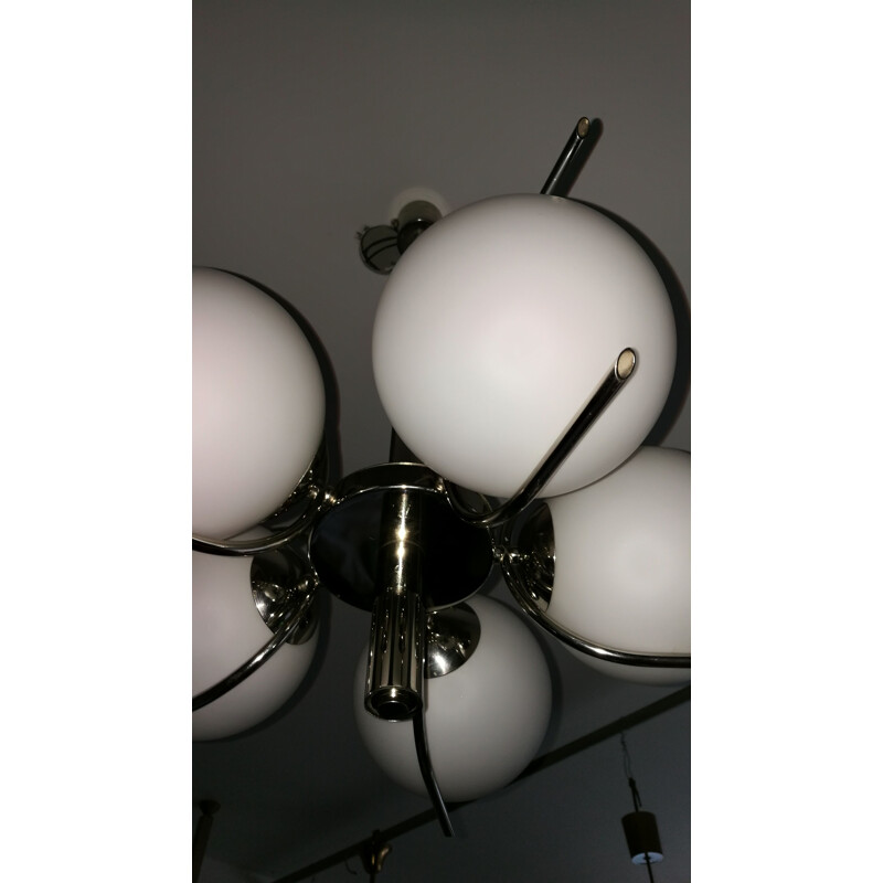 Vintage italian chandelier in opaline and silver 1970