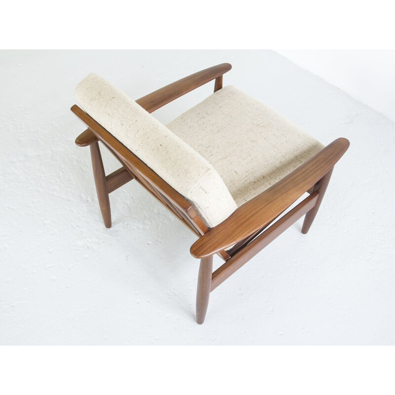 Vintage danish armchair in solid teak and white fabric 1960