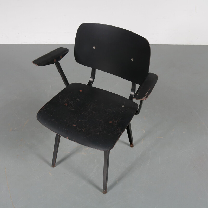 Chaise vintage Revolt pour Ahrend de Cirkel en métal noir 1950