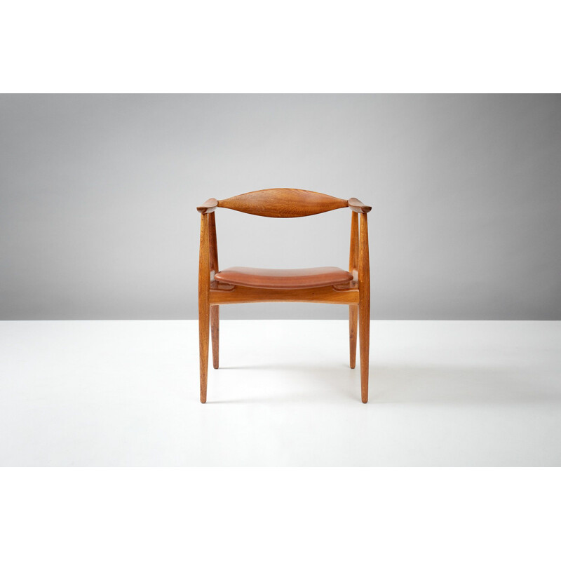 CH-35 chair in oak by Hans J. Wegner