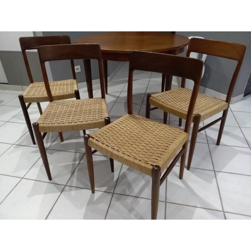 Set of 4 vintage Scandinavian dining chairs by Niels Otto Møller
